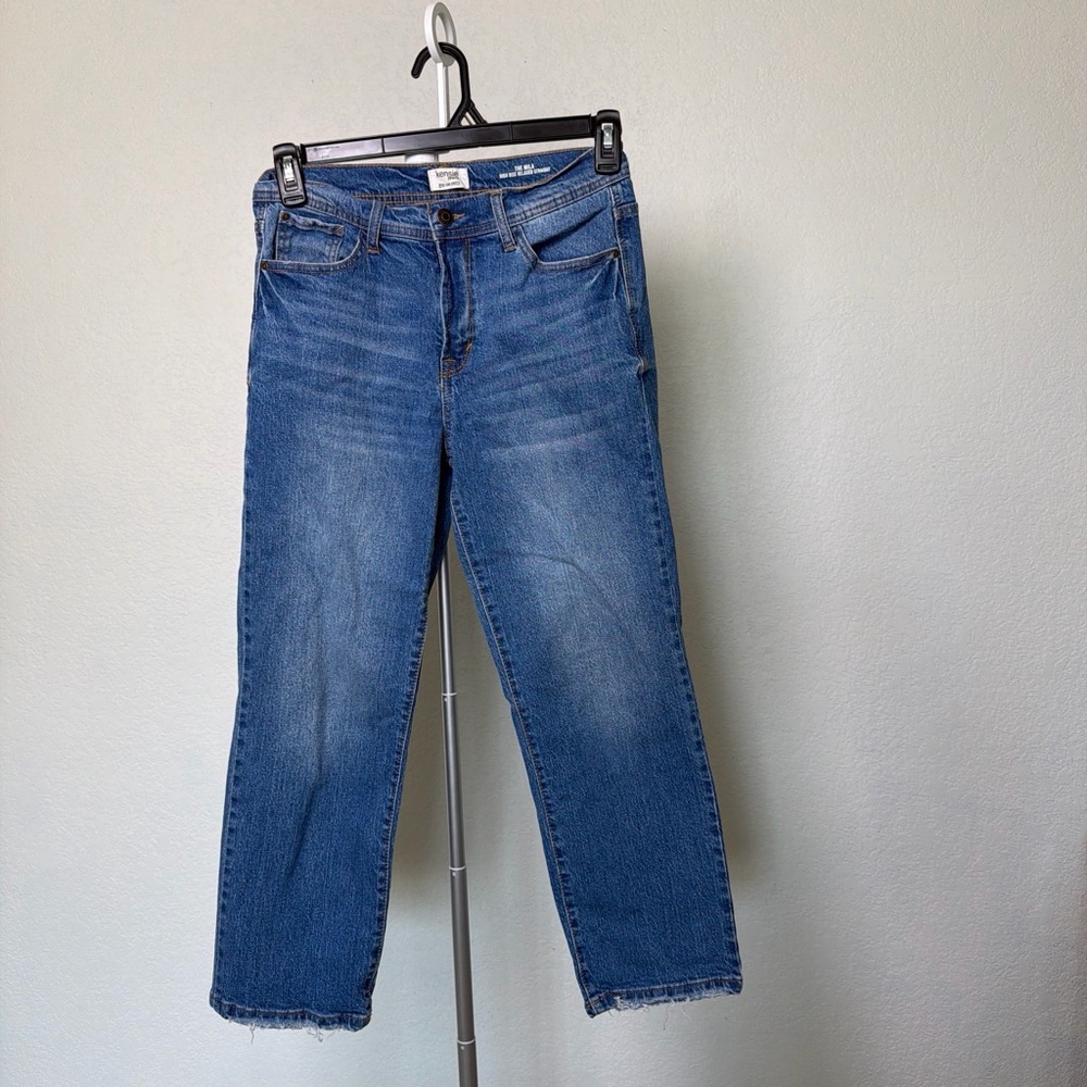 Kensie Mid-Blue Straight-Leg Jeans